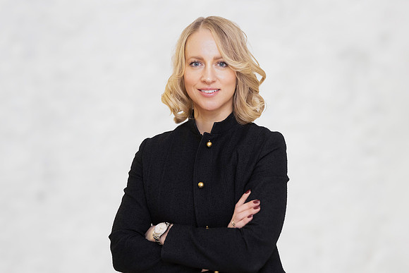 sarah-schmidt-sap@carinakircher